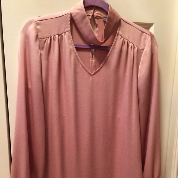 SOLD Vince Camuto Choker Top Satin Mock Neck, S - Picture 2 of 8